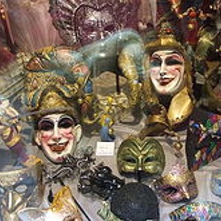 BucketList + Attend Carnevale In Venice, Italy.