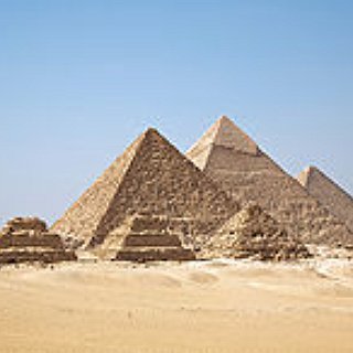 BucketList + See The Pyramids Of Giza, Egypt.