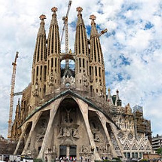 BucketList + Visit La Sagrada Familia