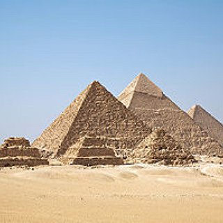 BucketList + Visit The Pyramids Of Giza