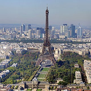 BucketList + See The Eiffel Tower