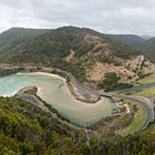 BucketList + Drive The Great Ocean Road