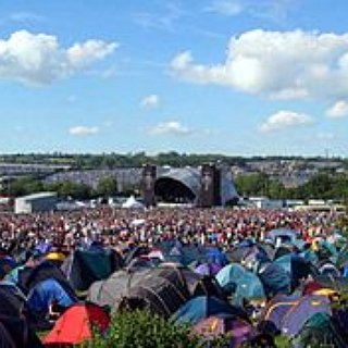 BucketList + Go To Glastonbury Festival.