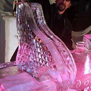 BucketList + Have A Drink In An Ice Bar