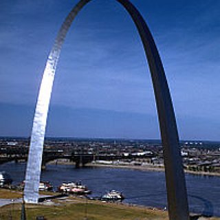 BucketList + I Want To Go To The Top Of The St. Louis Arch