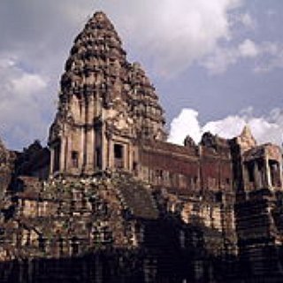 BucketList + Visit The Angkor Watt - World Heritage Site