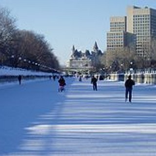 BucketList + Go Ice Skating In New York On Christmas