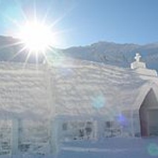 BucketList + I Want To Stay In An Ice Hotel.