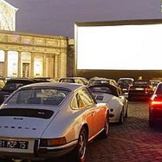 BucketList + Watch A Movie At A Drive In Movie Theatre