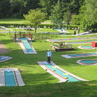 BucketList + Play Mini Golf