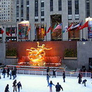 BucketList + Ice Skate At Rockefeller Center    