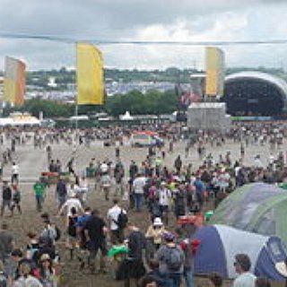 BucketList + Go To The Glastonbury Festival