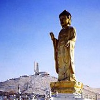 BucketList + Before I Die I Want To Travel To Tibet. And See The Beautiful Buddha Statues. 