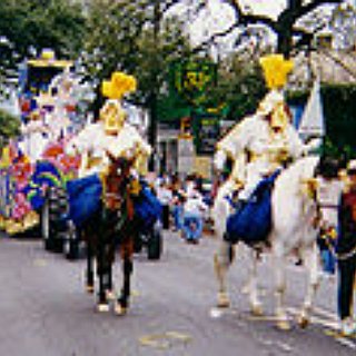 BucketList + Visit New Orleans, Eat Beignets And Drink French Coffee, And Party On Bourbon St.