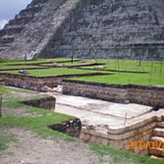 BucketList + Go To Chichen Itza, Mexico