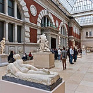 BucketList + Visit The Metropolitan Museum Of Art